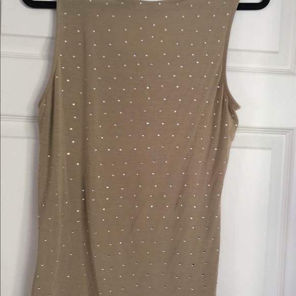 Tan Rhinestone Shell Stretchy Tank Size Medium - Picture 2 of 7